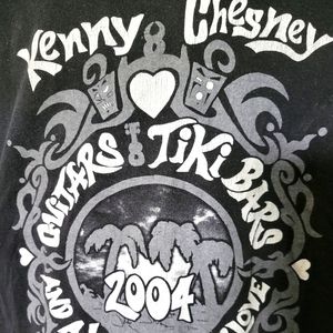 2004 Kenny Chesney Guitars & Tiki Bars Tour Shirt